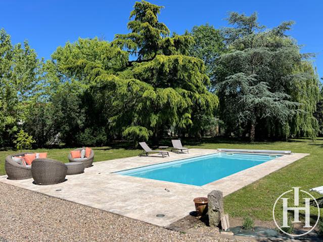 Vente Propriété 13 pièces 416 m2 Saint Amand Montrond