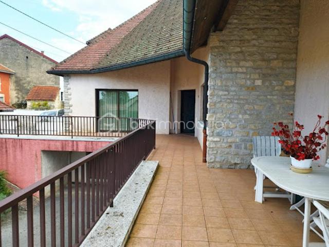 Vente Propriété 11 pièces 420 m2 Clairvaux les Lacs