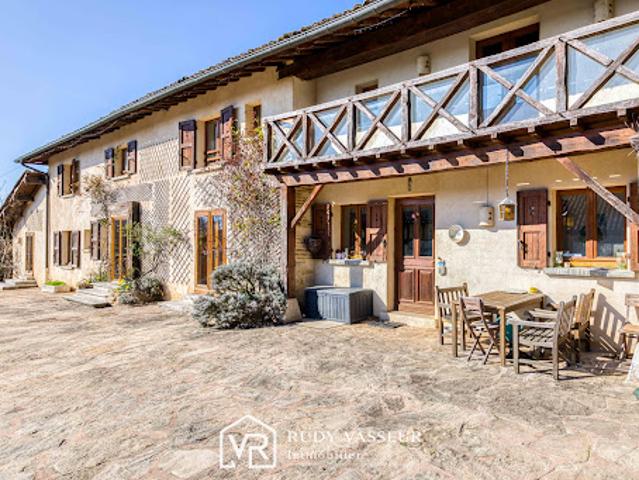 Vente Propriété 12 pièces 465 m2 Servas