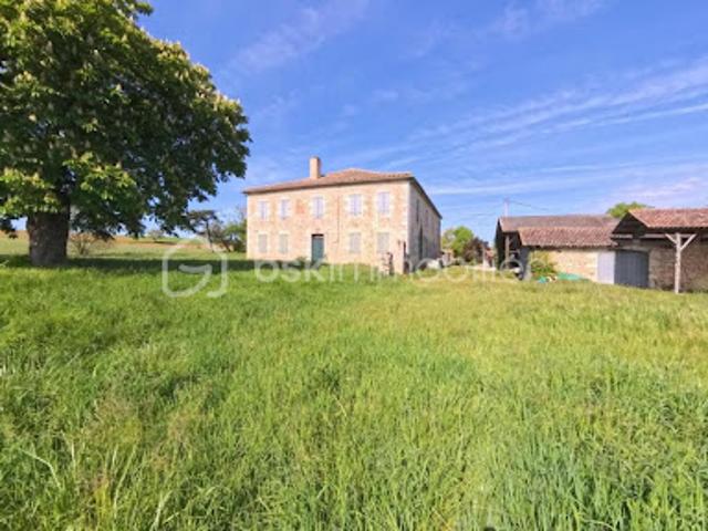 Vente Propriété 12 pièces 470 m2 Fleurance