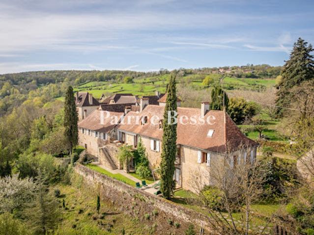 Vente Propriété 12 pièces 475 m2 Saint Céré