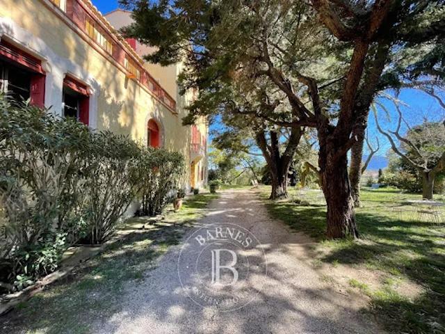 Vente Propriété 12 pièces 490 m2 Perpignan