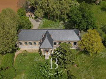Vente Propriété 15 pièces 550 m2 Saint Cirq Lapopie