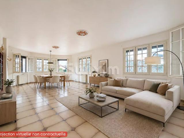 Vente Propriété 13 pièces 261.34 m2 Decines charpieu