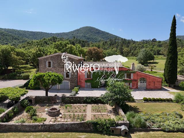 Vente Propriété 13 pièces 700 m2 Le Lavandou