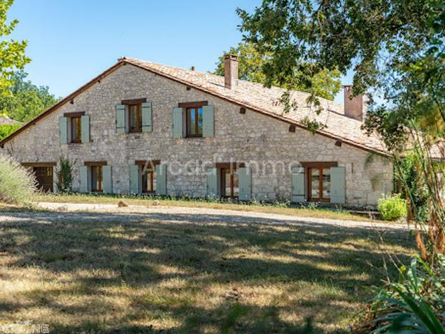 Vente Propriété 14 pièces 250 m2 Eymet