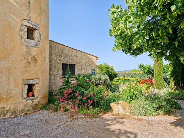 Vente Propriété 14 pièces 390 m2 Simiane la Rotonde
