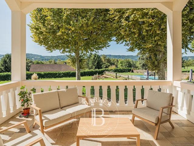 Vente Propriété 14 pièces 449 m2 Le Pont de Beauvoisin