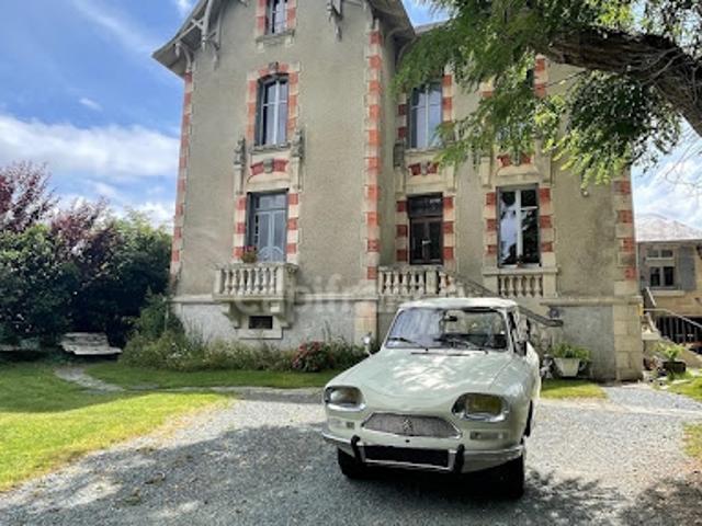 Vente Propriété 15 pièces 237 m2 Puy de Serre
