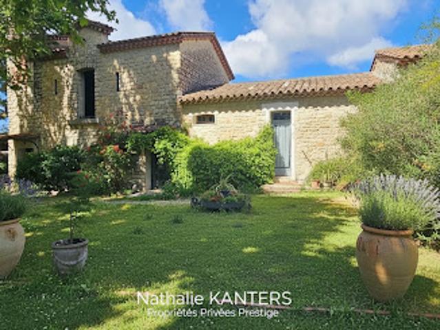 Vente Propriété 15 pièces 345 m2 Sollies pont