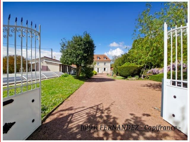 Vente Propriété 15 pièces 385 m2 Mondion