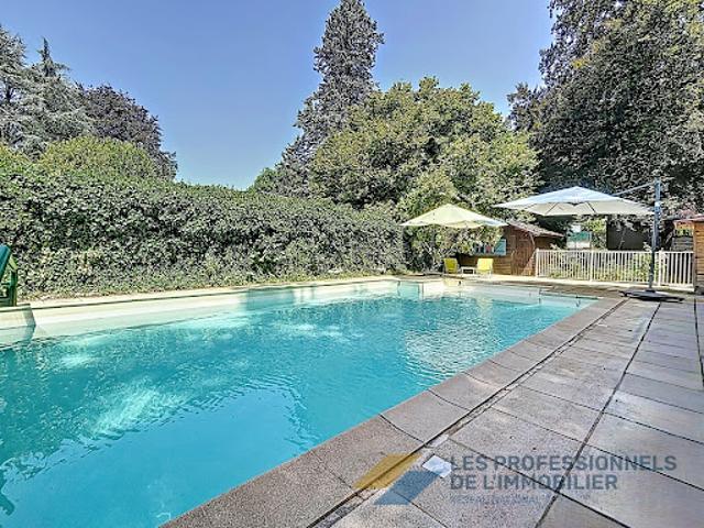 Vente Propriété 15 pièces 455 m2 Saint Alban Leysse