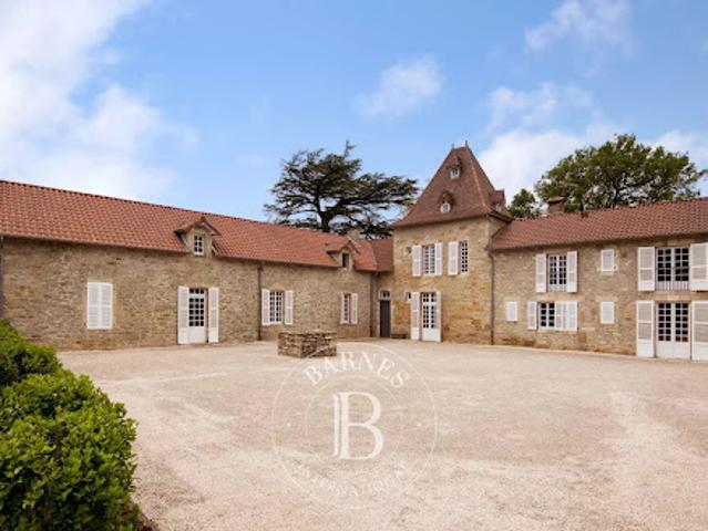 Vente Propriété 15 pièces 500 m2 Villefranche de Rouergue