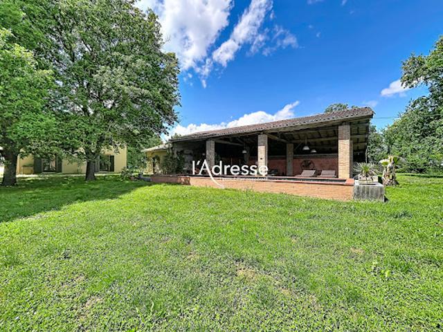 Vente Propriété 15 pièces 505 m2 Le Burgaud