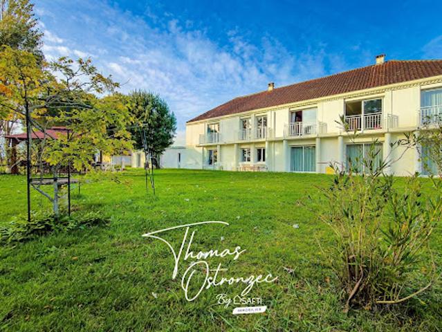 Vente Propriété 15 pièces 600 m2 Port Sainte Marie