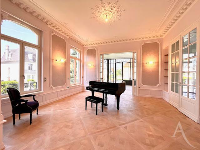 Vente Propriété 15 pièces 900 m2 Metz