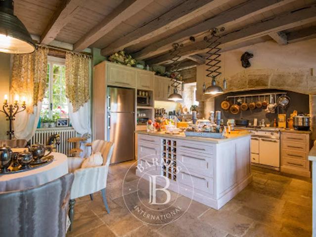 Vente Propriété 15 pièces 908 m2 Rodez