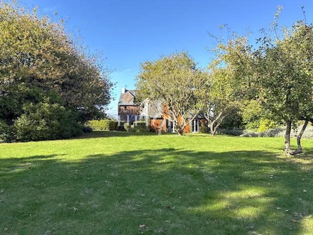 Vente Propriété 16 pièces 380 m2 Plévenon