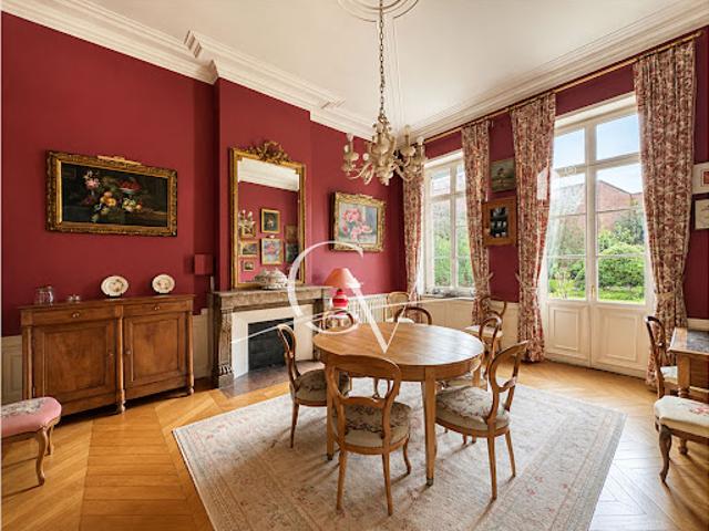 Vente Propriété 16 pièces 469.69 m2 Arras