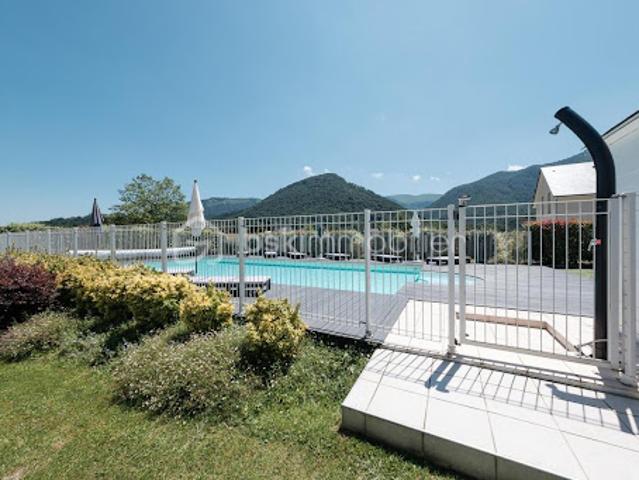 Vente Propriété 16 pièces 410 m2 Lourdes