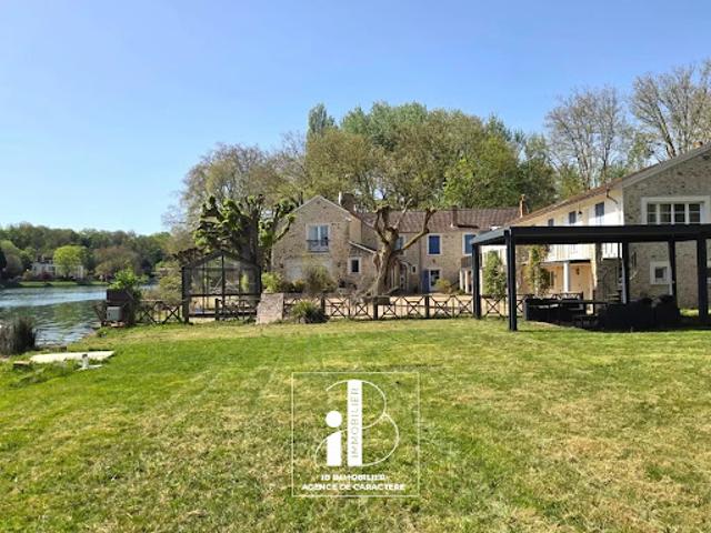 Vente Propriété 16 pièces 420 m2 Seine Port