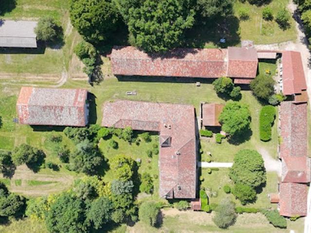 Vente Propriété 16 pièces 600 m2 Condéon