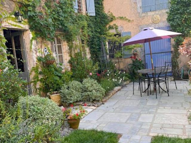 Vente Propriété 16 pièces 620 m2 Montaut