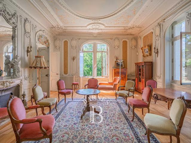 Vente Propriété 19 pièces 573 m2 Voreppe