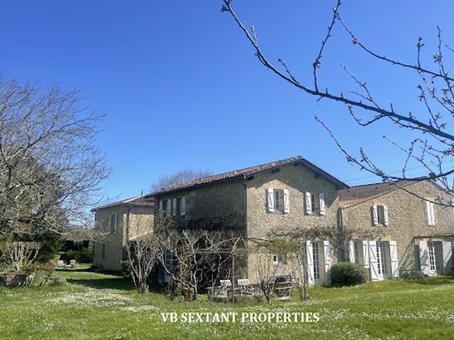 Vente Propriété 19 pièces 600 m2 Branne