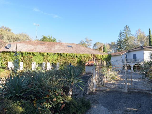 Vente Propriété 19 pièces 630 m2 Monteils