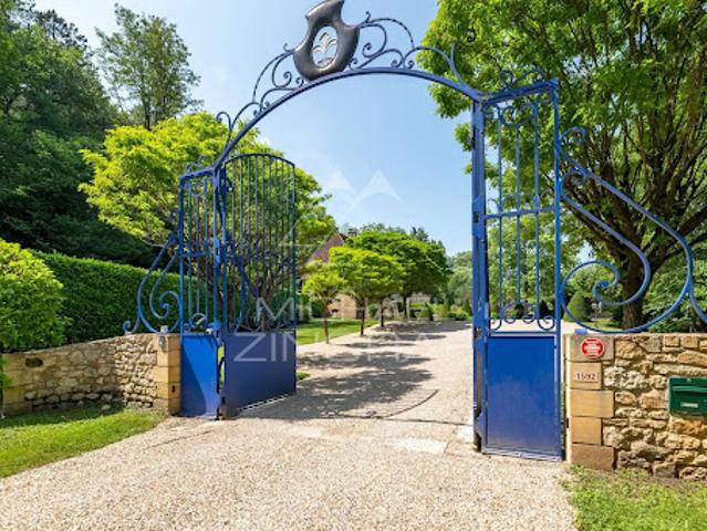 Vente Propriété 20 pièces 1000 m2 Mauzens et Miremont