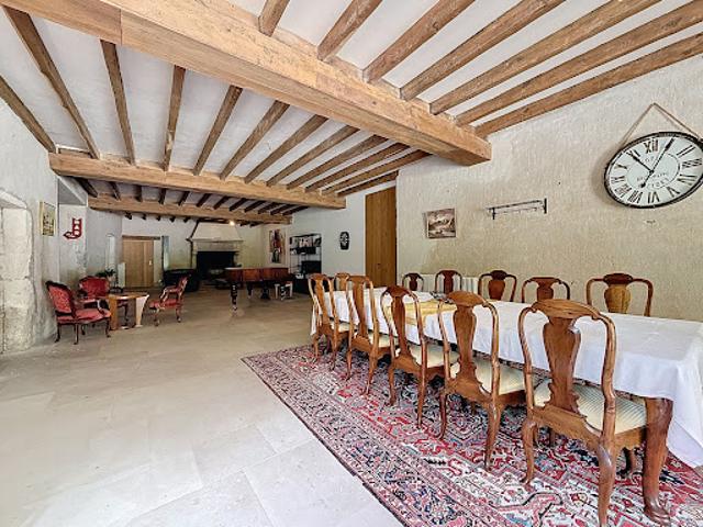 Vente Propriété 20 pièces 650 m2 Ornans