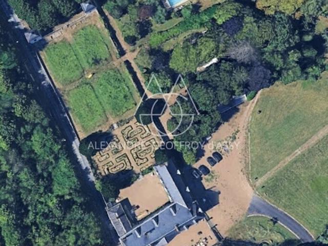 Vente Propriété 21 pièces 600 m2 Tours