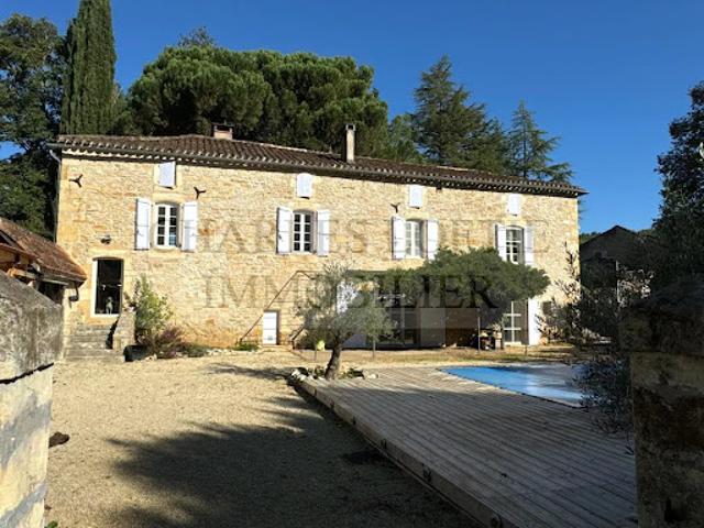 Vente Propriété 22 pièces 537.15 m2 Vire sur Lot