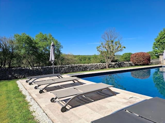 Vente Propriété 22 pièces 760 m2 Gramat