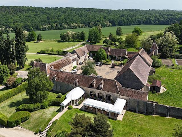 Vente Propriété 25 pièces 1200 m2 Voulx