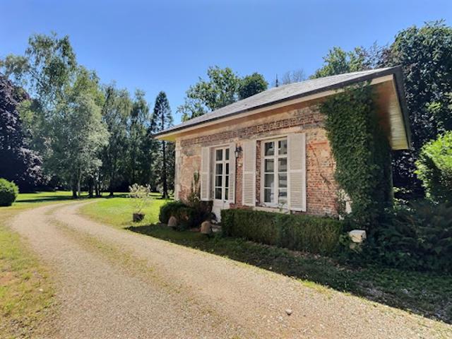 Vente Propriété 25 pièces 926 m2 Fontenay