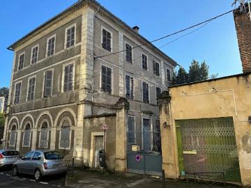 Vente Propriété 28 pièces 809 m2 Cahors