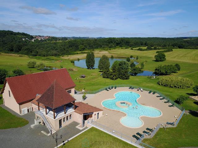 Vente Propriété 35 pièces 1830 m2 Hautefort