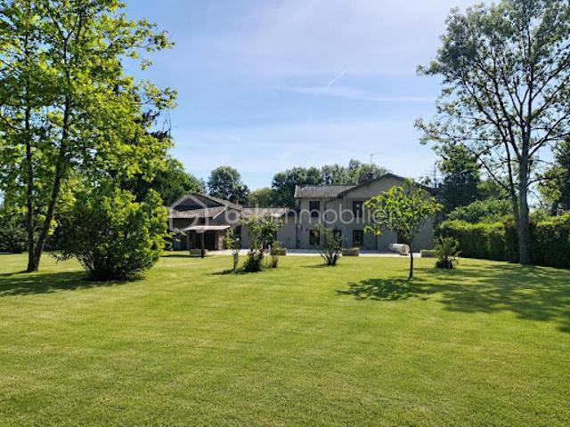 Vente Propriété 7 pièces 156.98 m2 Le Montellier