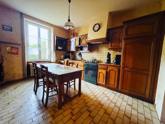 Vente Propriété 7 pièces 159 m2 La Crèche