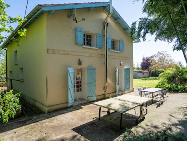 Vente Propriété 7 pièces 168 m2 Gondrin