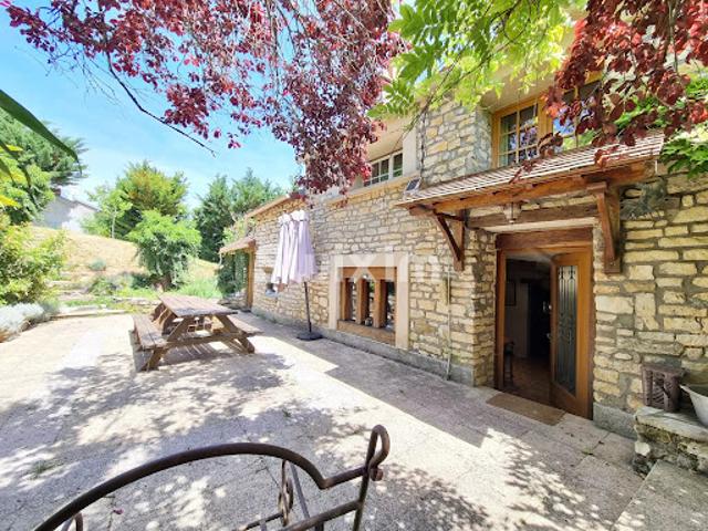 Vente Propriété 7 pièces 161.1 m2 Cuncy lès Varzy
