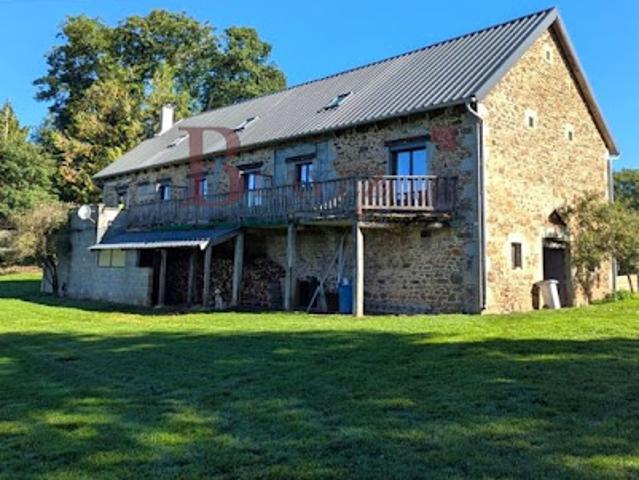 Vente Propriété 7 pièces 170 m2 Neuvic