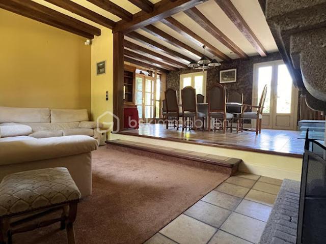 Vente Propriété 7 pièces 180.5 m2 Lavoux