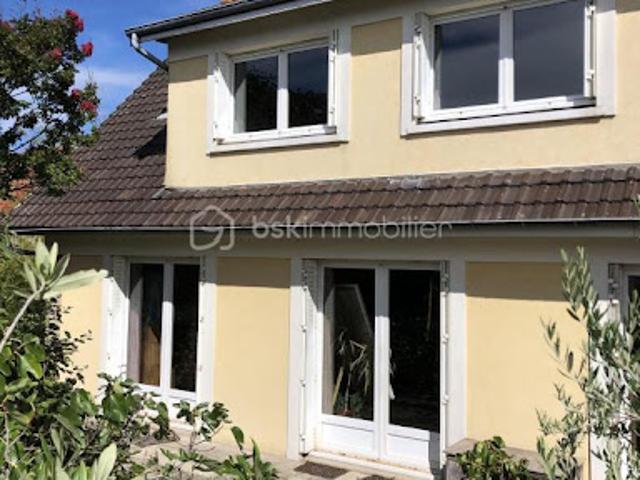 Vente Propriété 7 pièces 190 m2 Courcouronnes