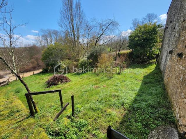 Vente Maison 7 pièces 192 m2 Sanxay