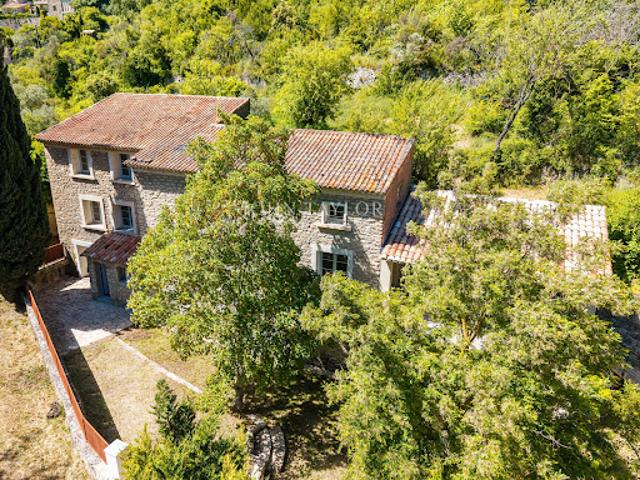 Vente Propriété 7 pièces 200 m2 Bonnieux
