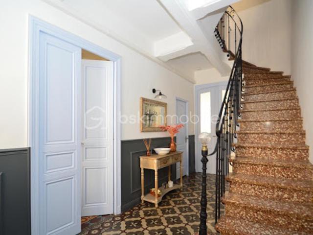 Vente Propriété 7 pièces 218 m2 Saint Laurent de la Salanque