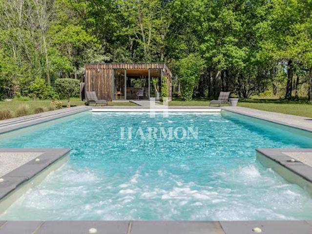 Vente Propriété 7 pièces 210 m2 Sanguinet